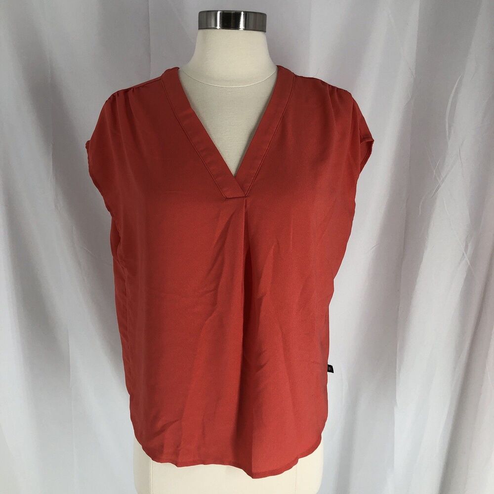 Banana Republic Coral V-Neck Short Sleeve Blouse Size S